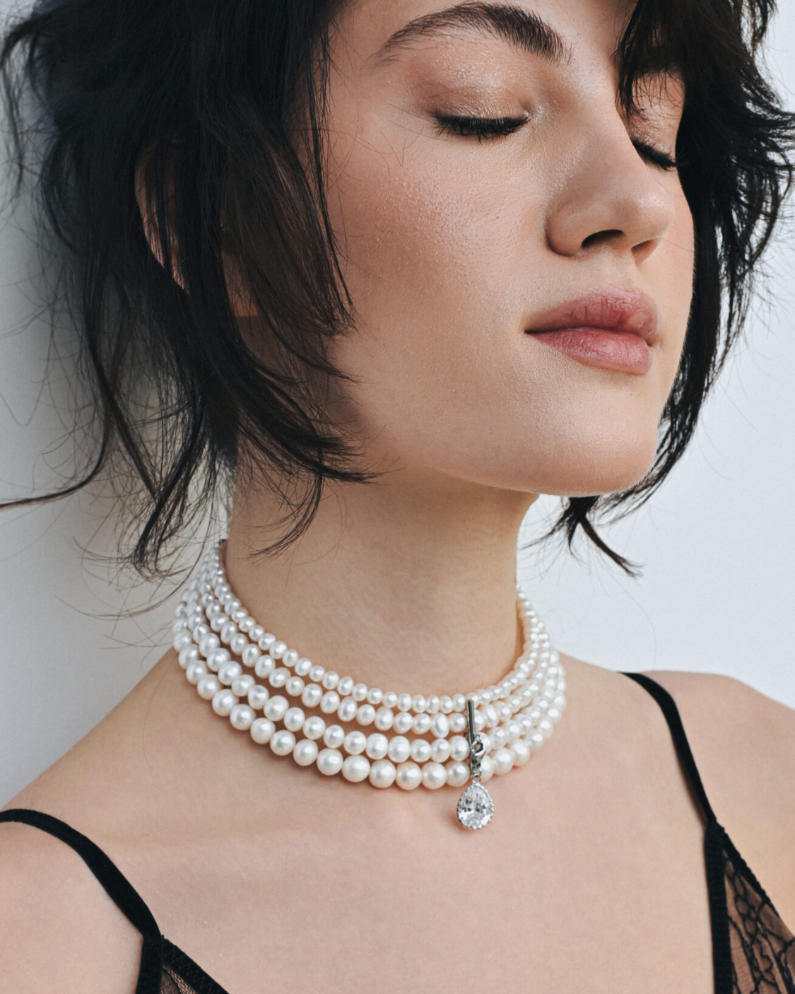 NATURAL PEARLS CHOKER WITH DROP CRYSTAL SILVER