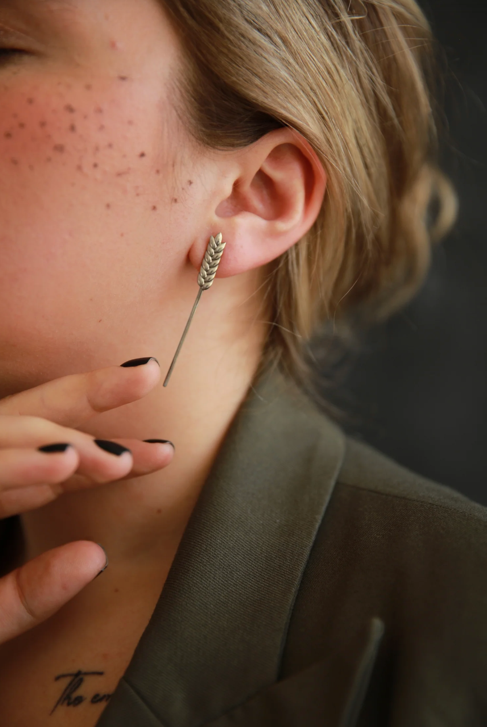SUN KISSED SILVER MONO EARRING