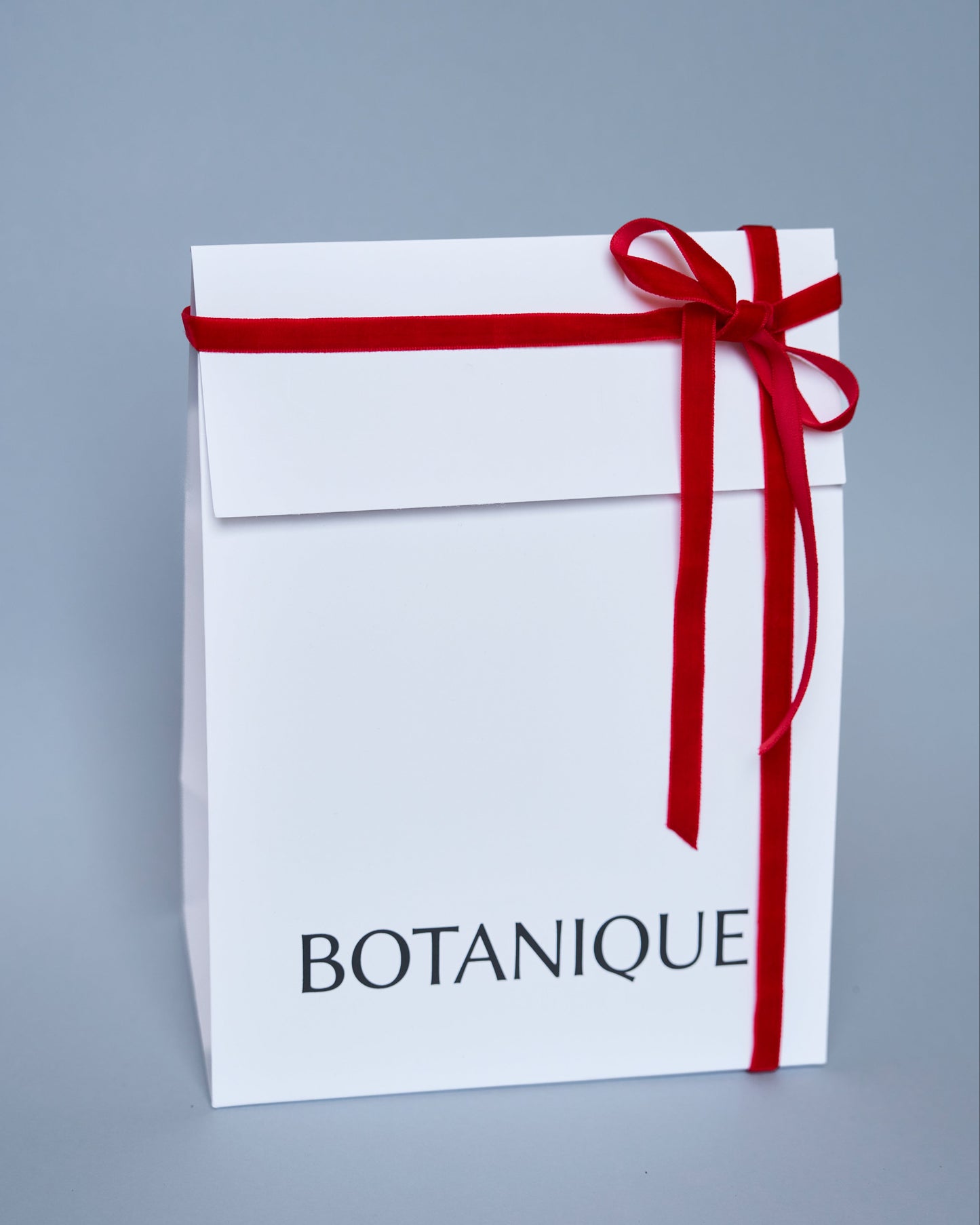 Set of 2 Handmade Figured Candles – Decorative Holiday Gift Set