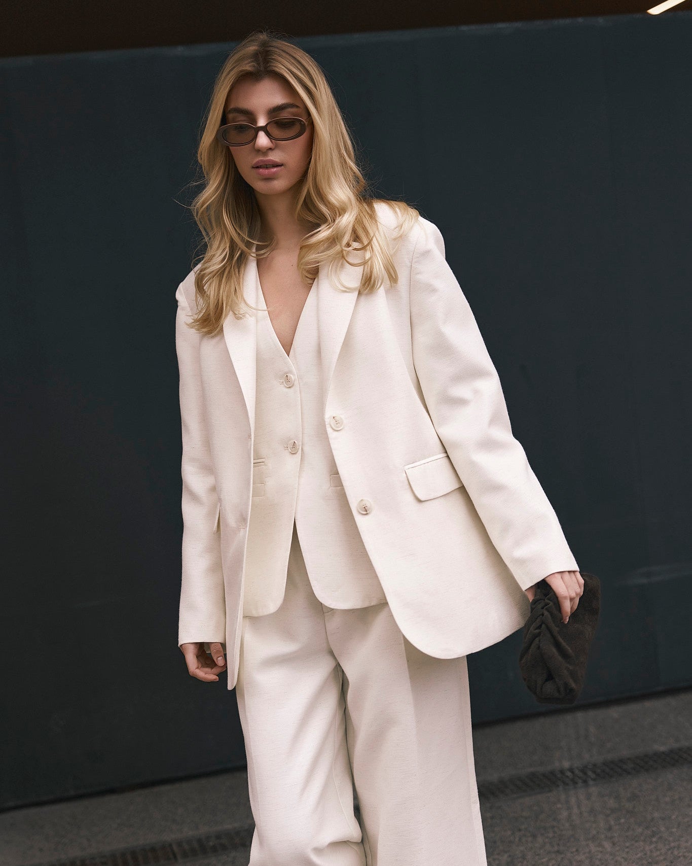 VEST IN MILK TONE