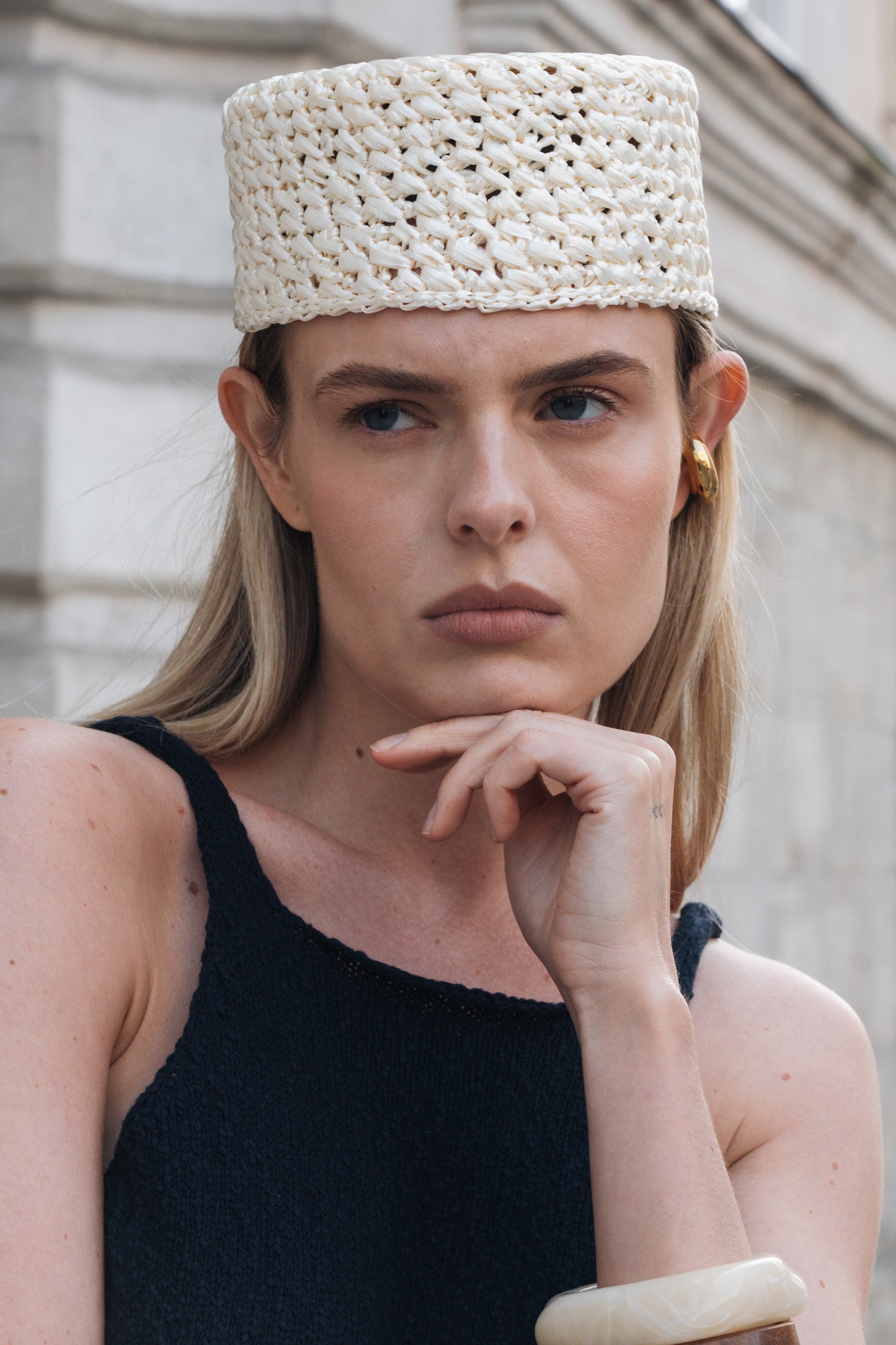 PILLBOX HAT WHITE