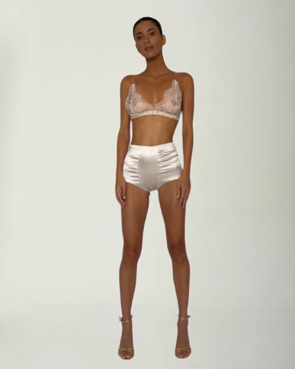 AMI CHANTILLY LACE BRA IVORY