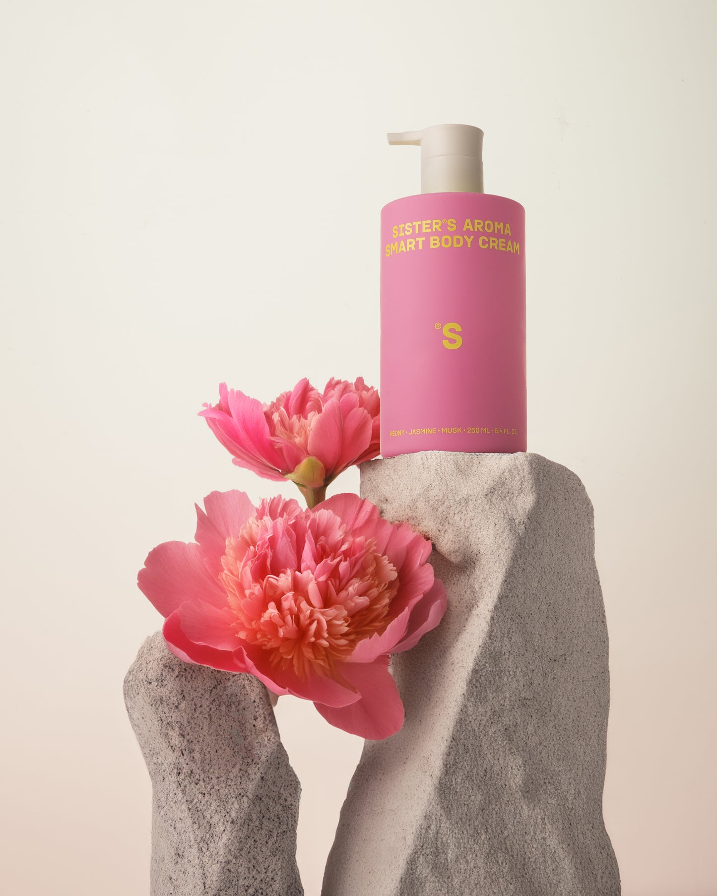 SISTER’S AROMA Smart body cream | Peony 250 ml