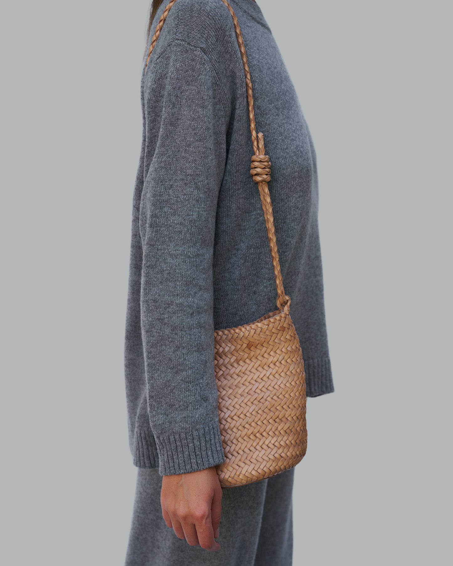 HANDMADE LEATHER BAG BEIGE