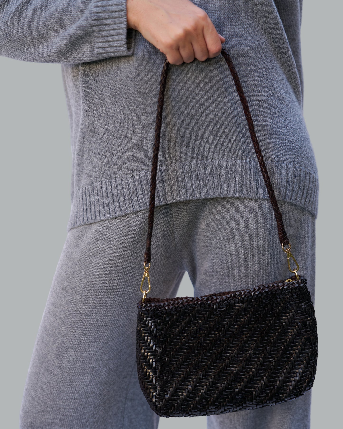 HANDMADE LEATHER BAG BLACK