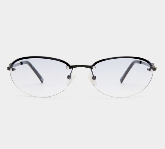 Slinky black sunglasses