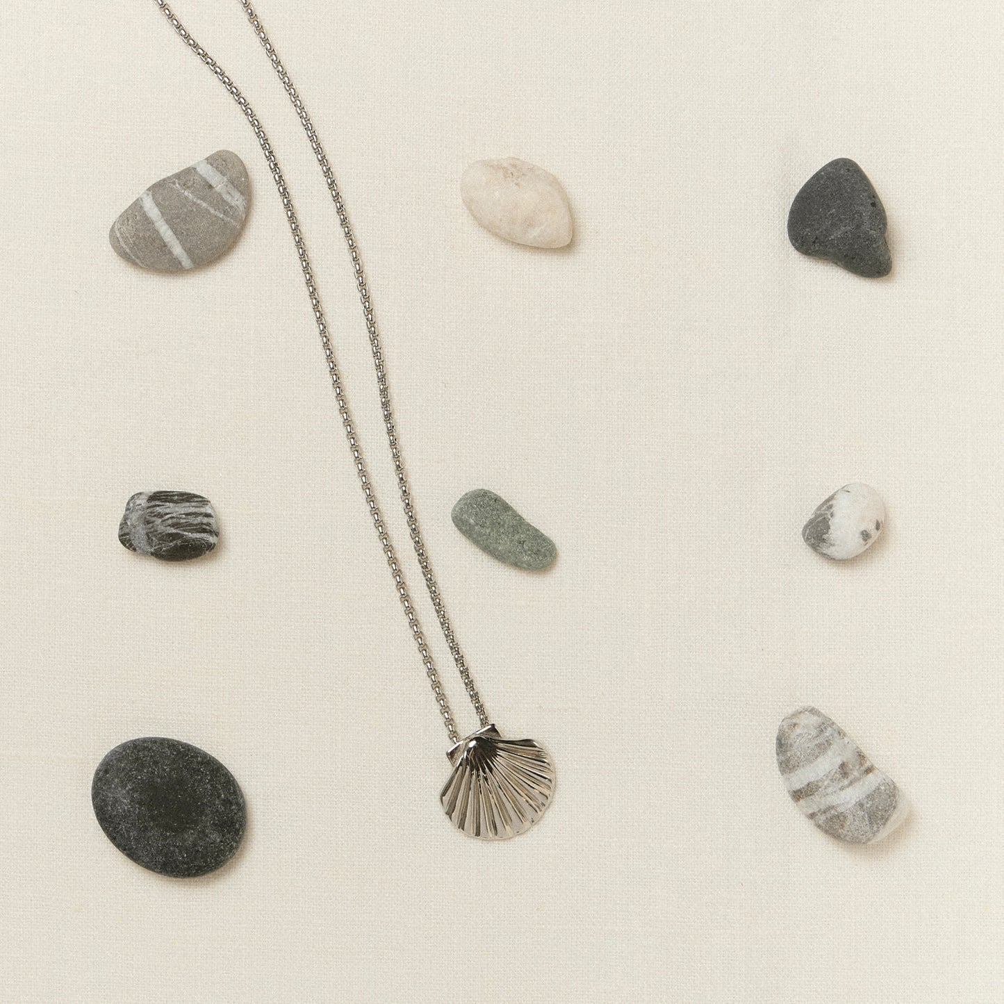 Long Chain Shell silver