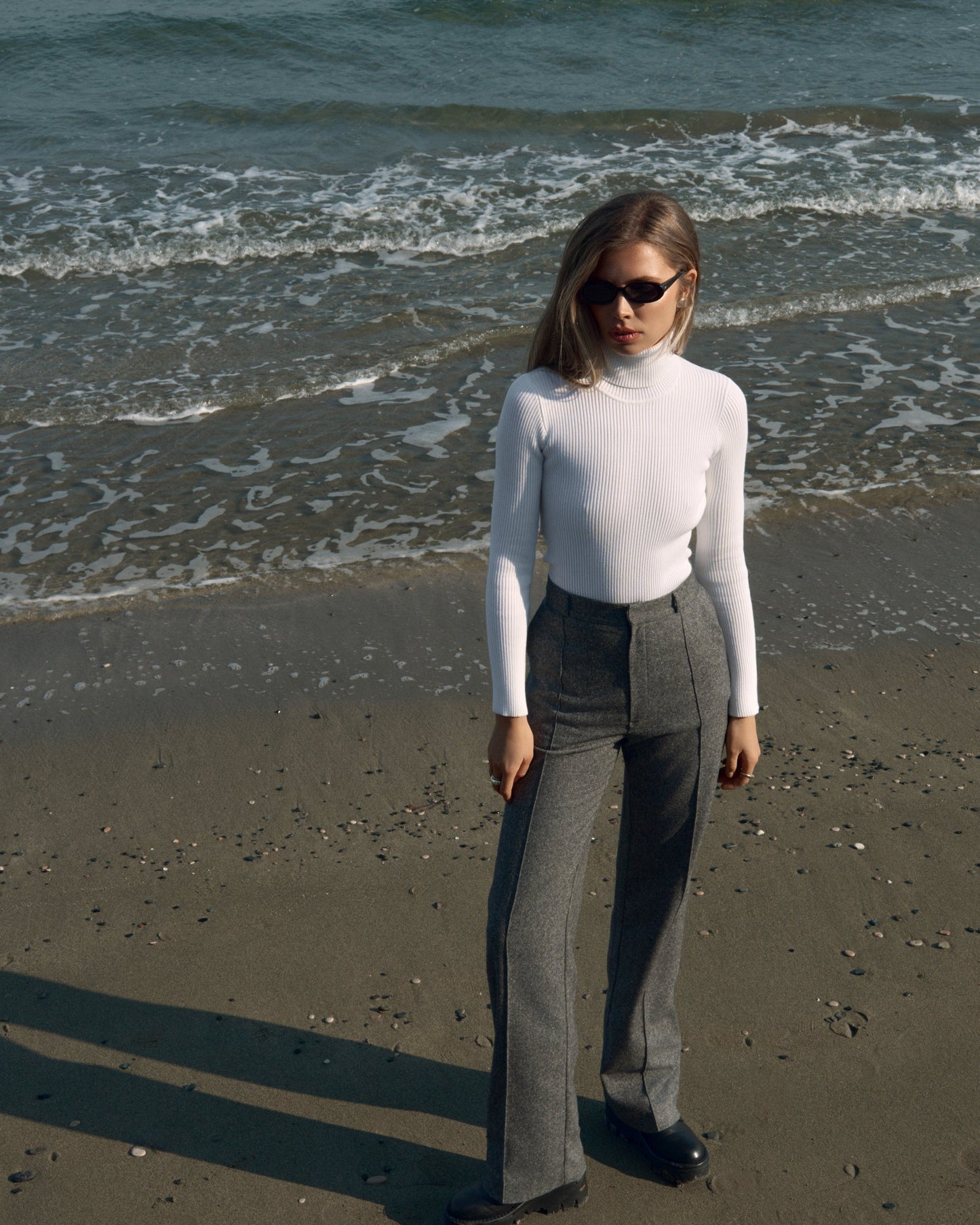 LEA TURTLENECK BODYSUIT WHITE