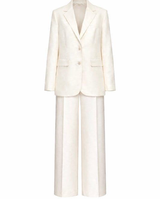 THREE-PIECE SUIT IN MILK TONE
