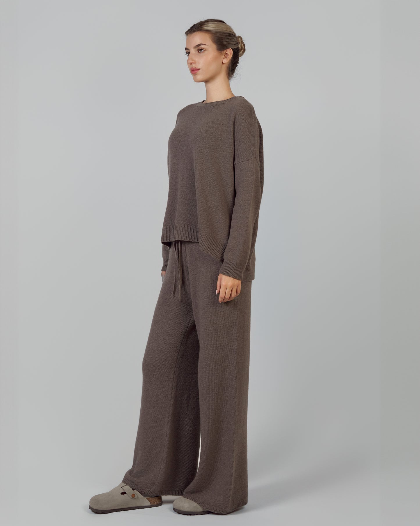 MERINO WOOL AND CASHMERE SUIT TAUPE