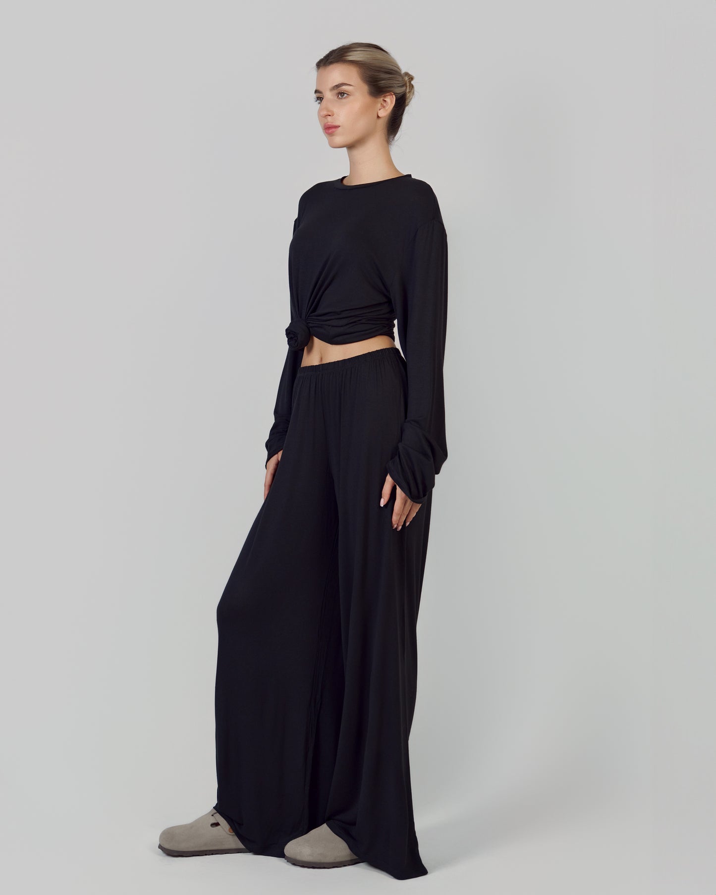 CASUAL LONG BLACK