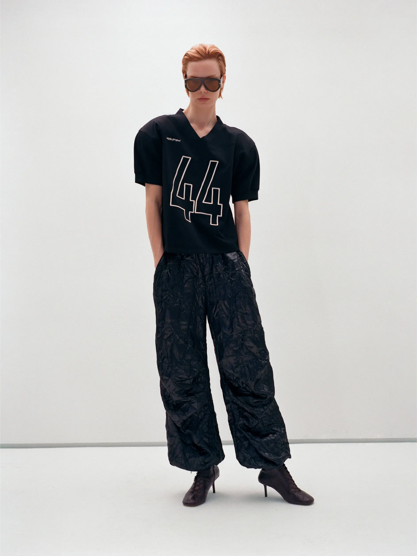 Oversized T-shirt "44" - Black