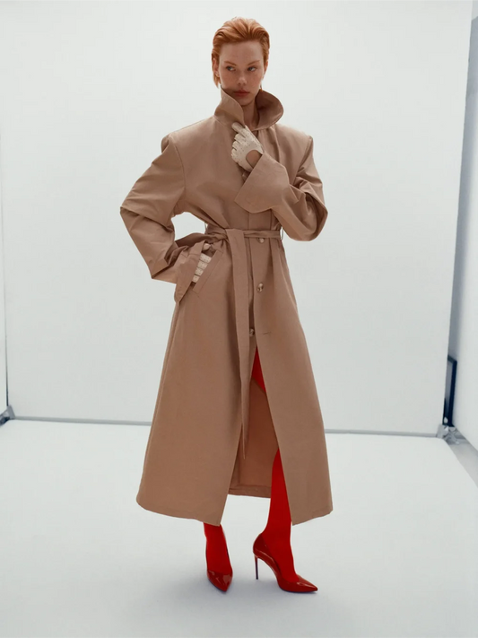 Classic trench coat with a belt - Beige