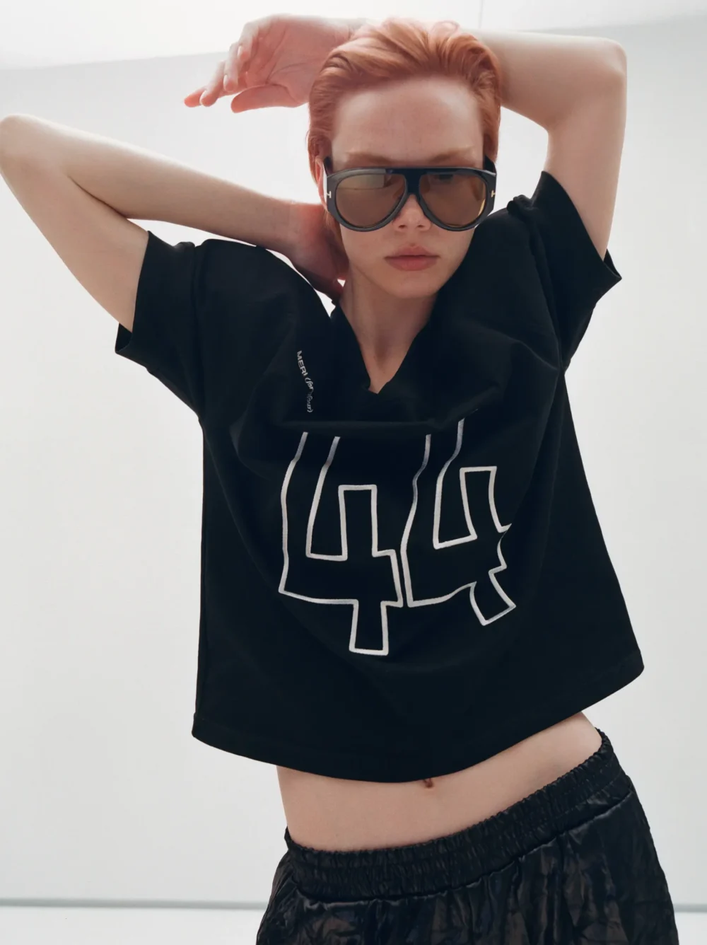 Oversized T-shirt "44" - Black