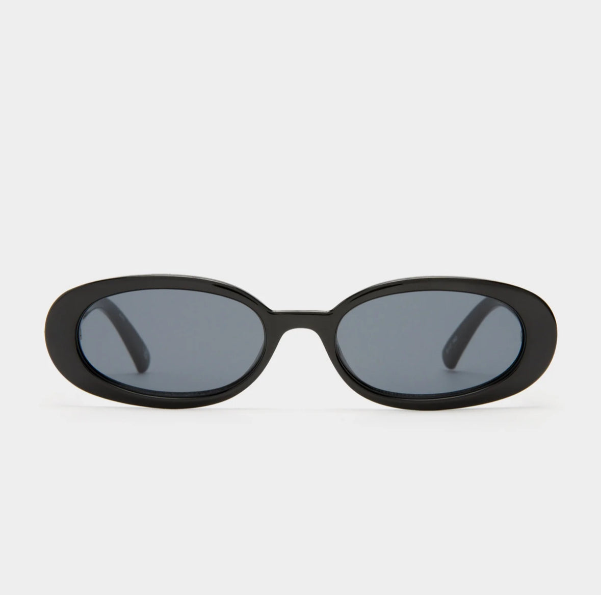 Lua all black sunglasses