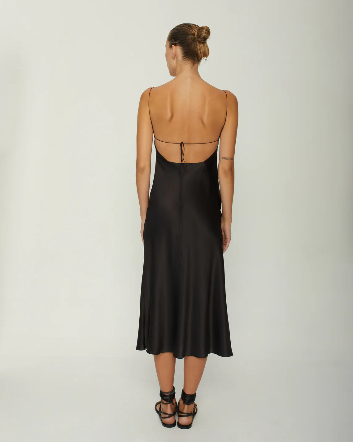 Naomi black midi dress