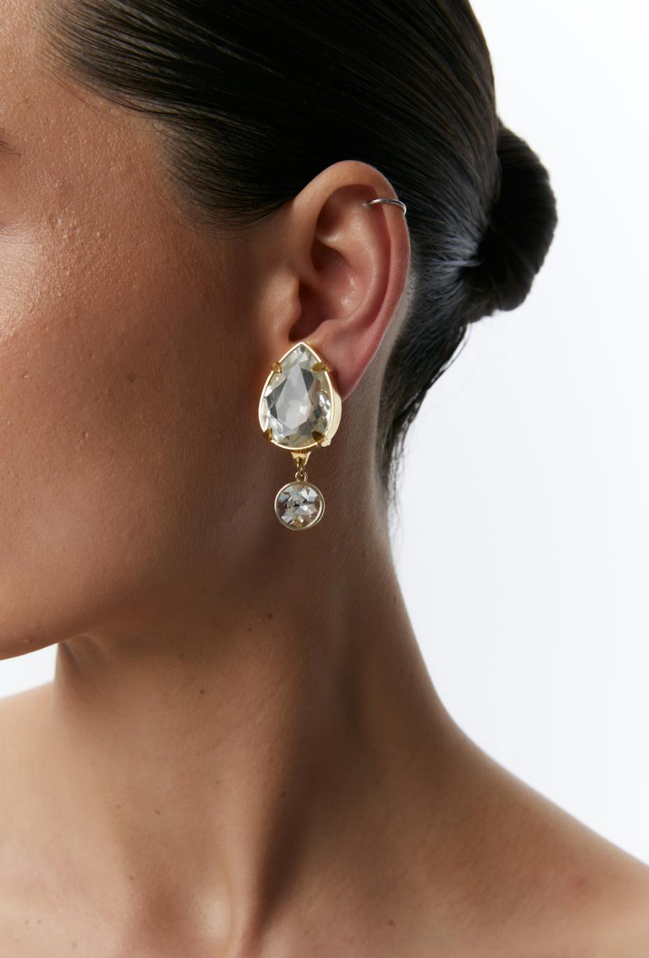 “RADIANCE” CLIP EARRINGS GOLDEN