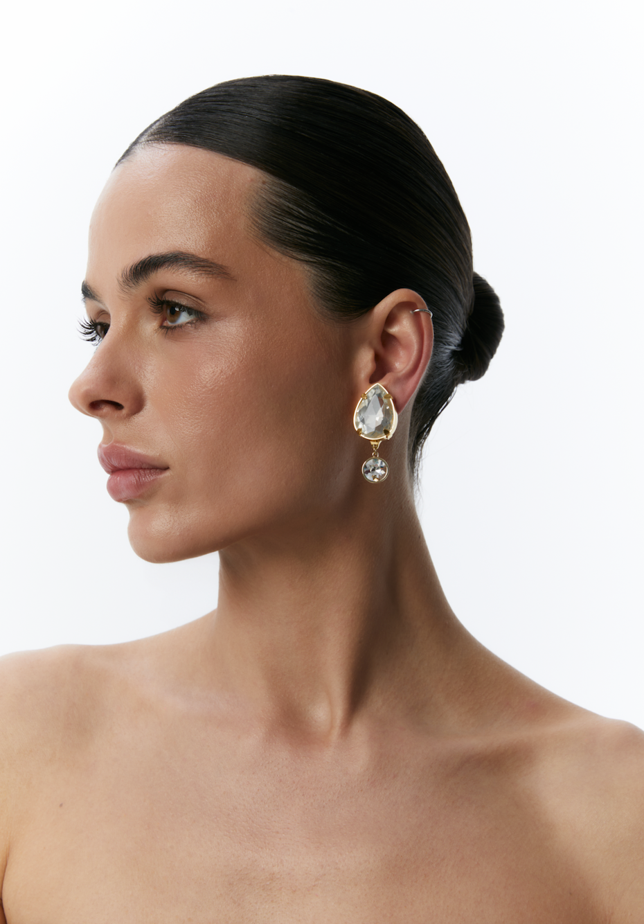 “RADIANCE” CLIP EARRINGS GOLDEN